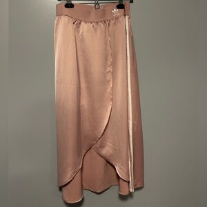 Adidas scallop hem high low skirt